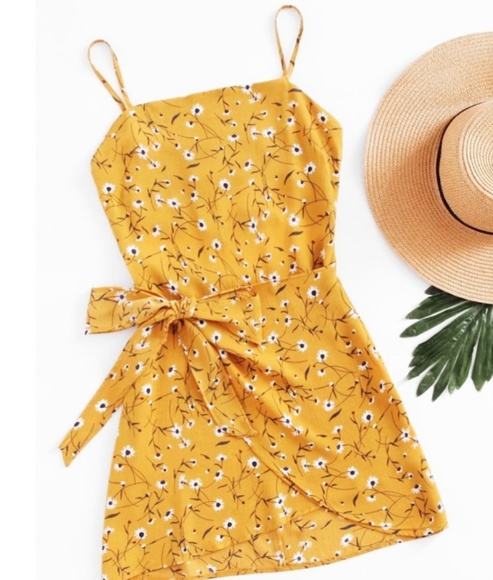 Dresses & Skirts - Yellow Floral Print Dress